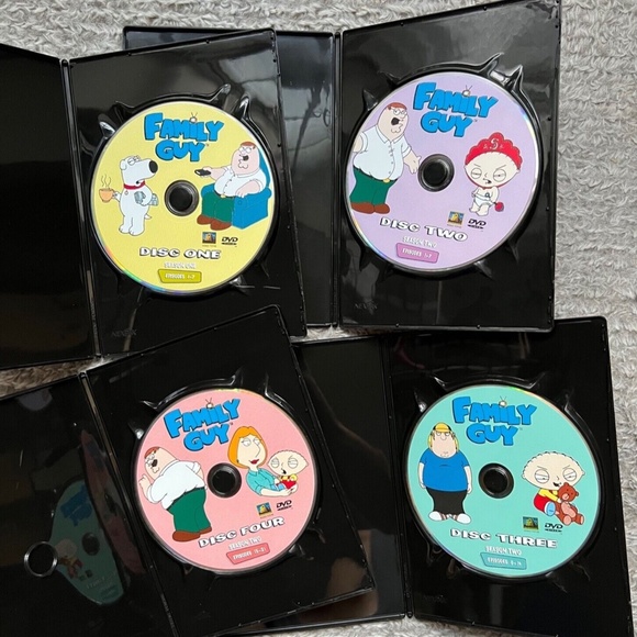 Family Guy Volume One, SEASONS 1 & 2 (4-Disc DVD Set) Box Set - Picture 2 of 3